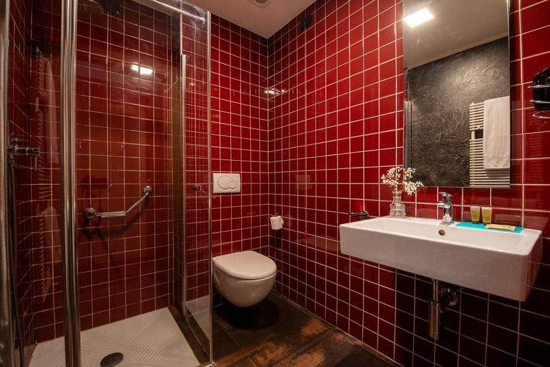 Classic Queen Room